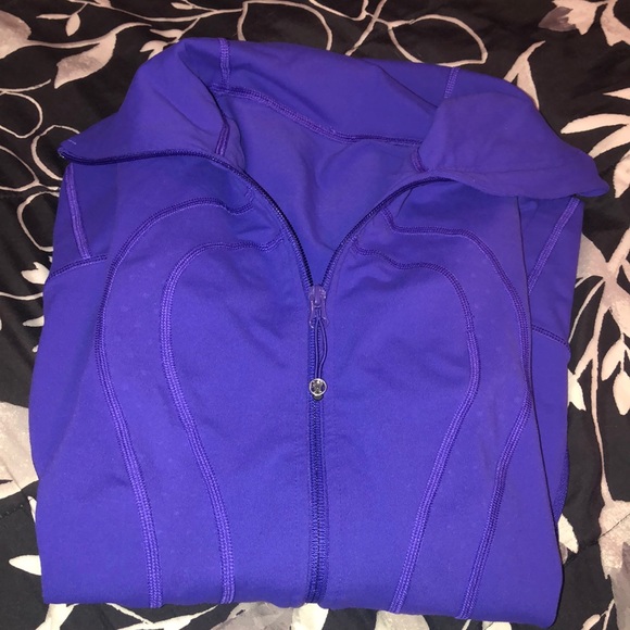 Lululemon sweatshirt - Picture 4 of 4